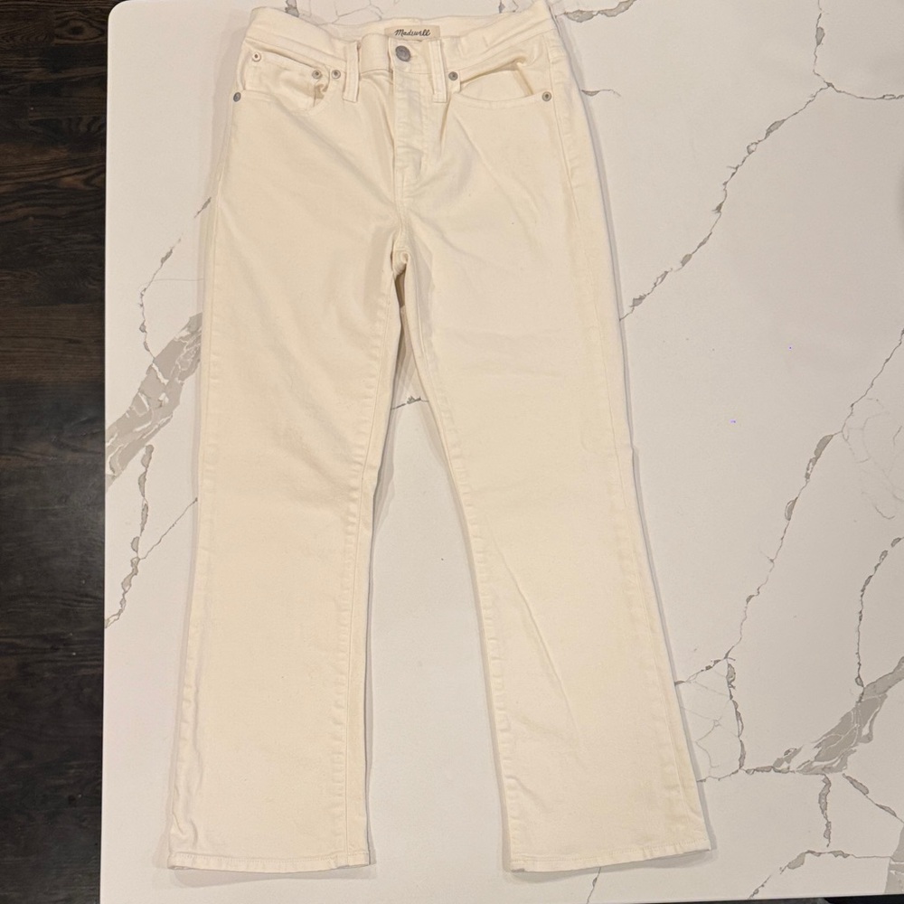 MADEWELL- Cali-Demi-Boot Jeans
Off white size 26